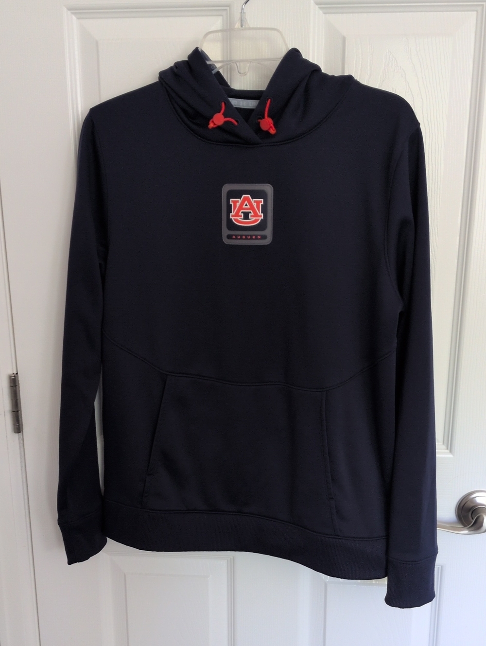 Under Armour Women's Auburn Tigers Sideline Performance Pullover Hoodie - M
